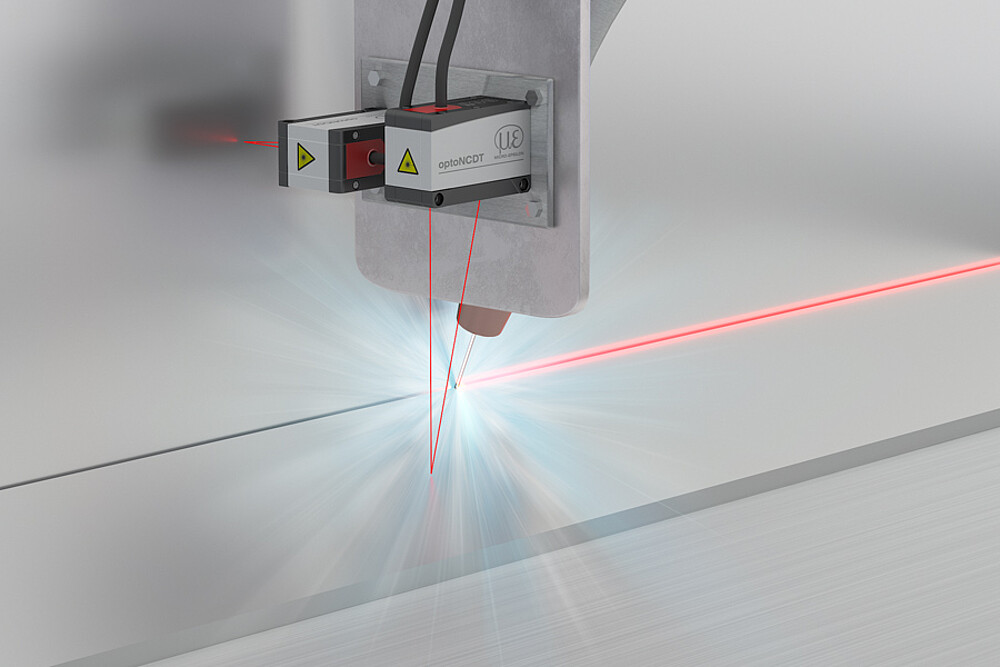 Regolazione della distanza completamente automatica nella saldatura laser