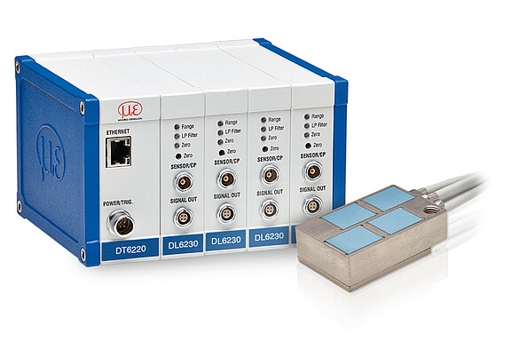 Misurazione senza contatto della variazione dello spessore del disco