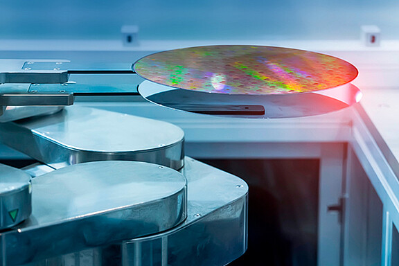 Sensori capacitivi con risoluzione picometrica